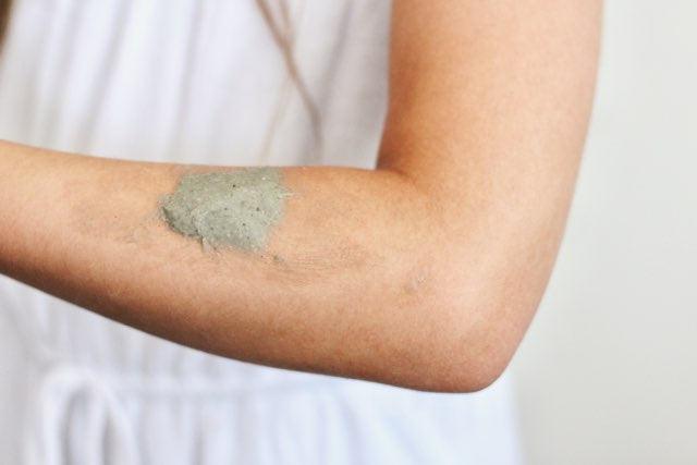 Bite & Sting poultice made with peppermint, chamomile, lavender, tea tree and essential oils