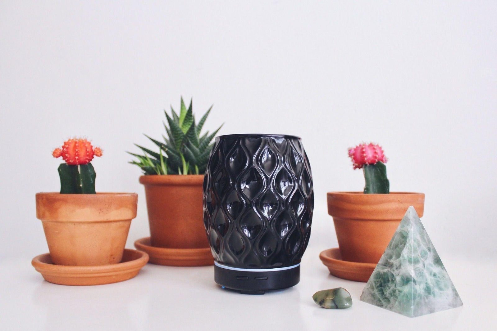 How To Use Essential Oils To Scent A Room - Wyndmere Naturals