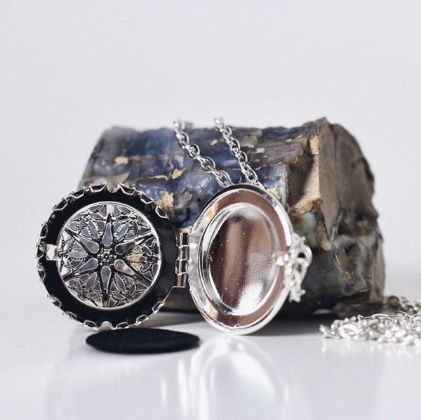 Aromatherapy Pendant - North Star Diffuser Locket Necklace - Wyndmere ...